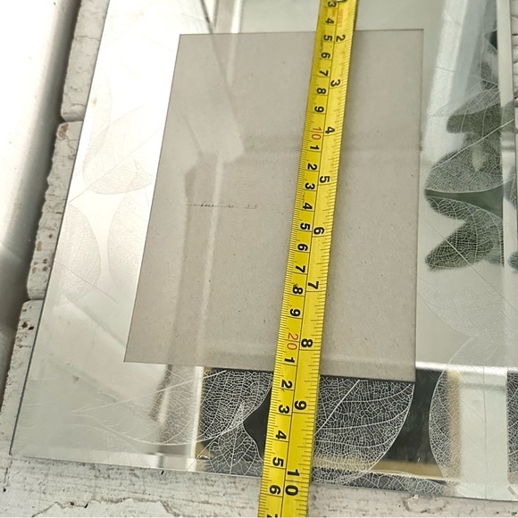 Mirrored Leaf Print Picture Photo Frame 5”x7” Opening Tabletop Silver Boho - Picture 4 of 11